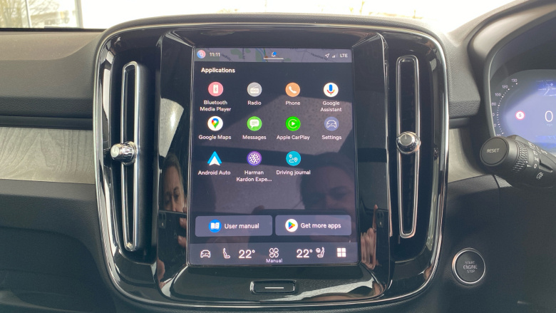 Volvo XC40 2.0 B4P Ultra Dark 5dr Auto Petrol Estate